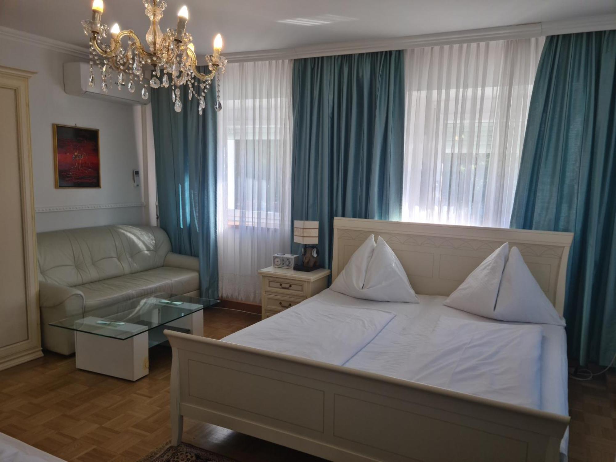 Hoeckner Plaza Hotel Attnang-Puchheim المظهر الخارجي الصورة