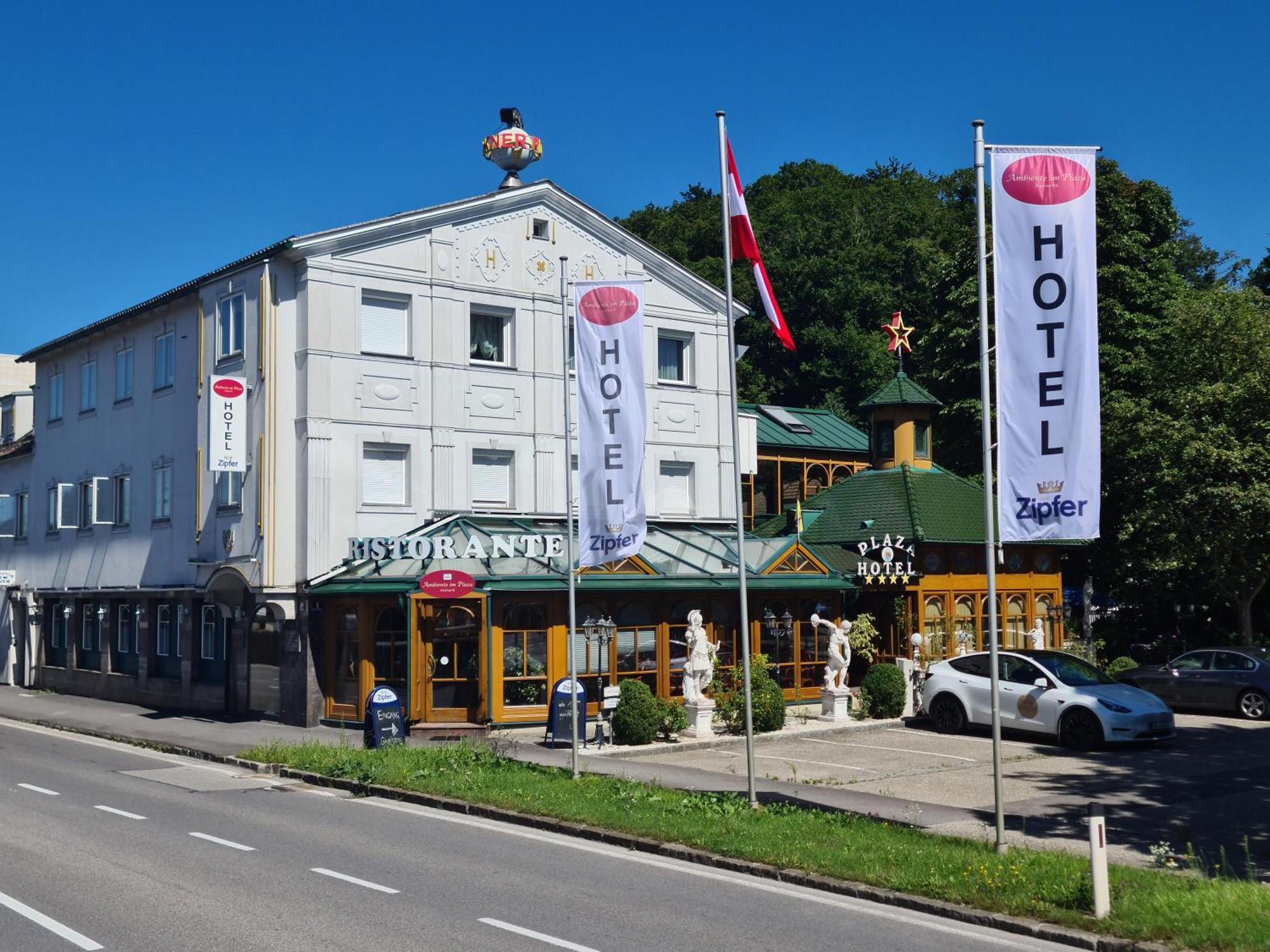 Hoeckner Plaza Hotel Attnang-Puchheim المظهر الخارجي الصورة